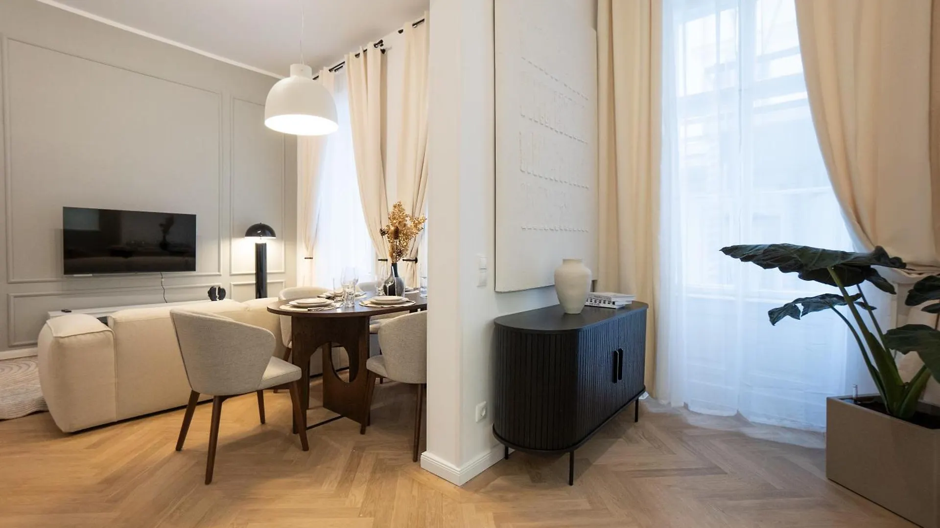 Stylish & Modern 90M2 Flat In Prime Location Apartment Vienna