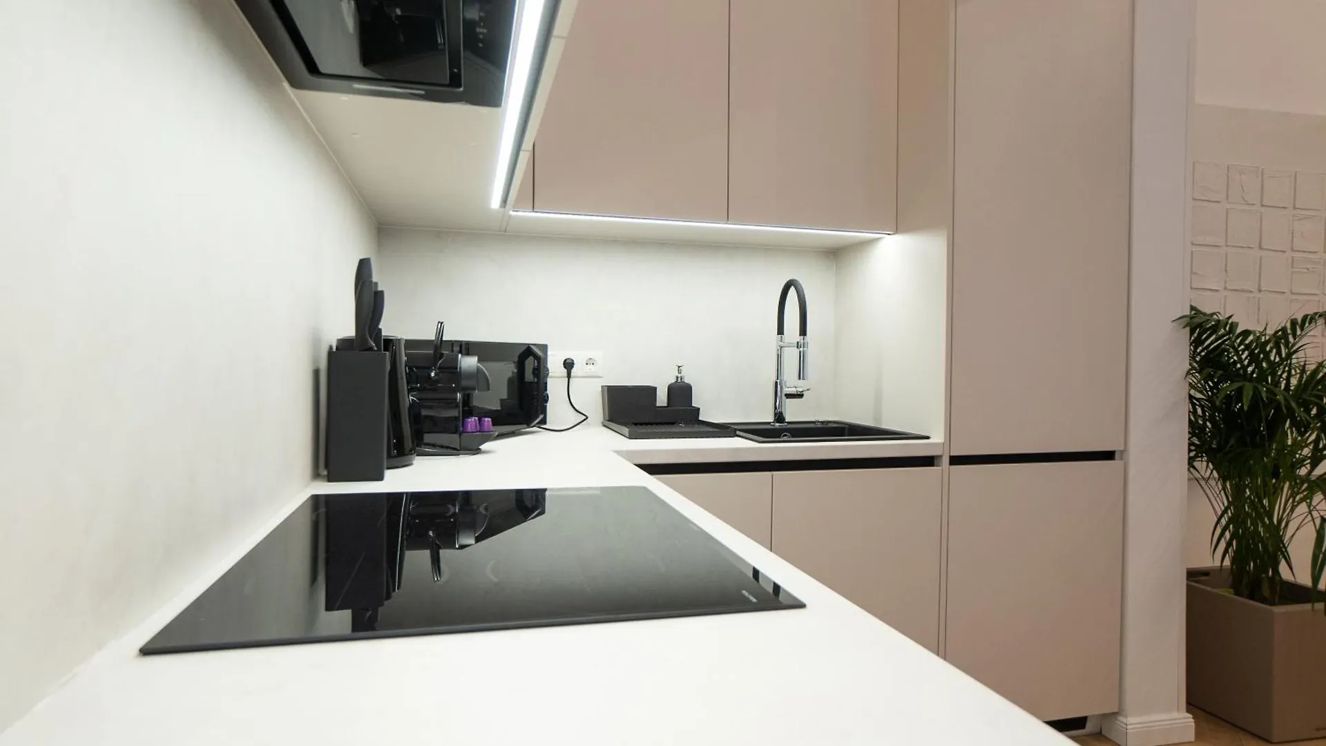 Stylish & Modern 90M2 Flat In Prime Location Apartment Vienna