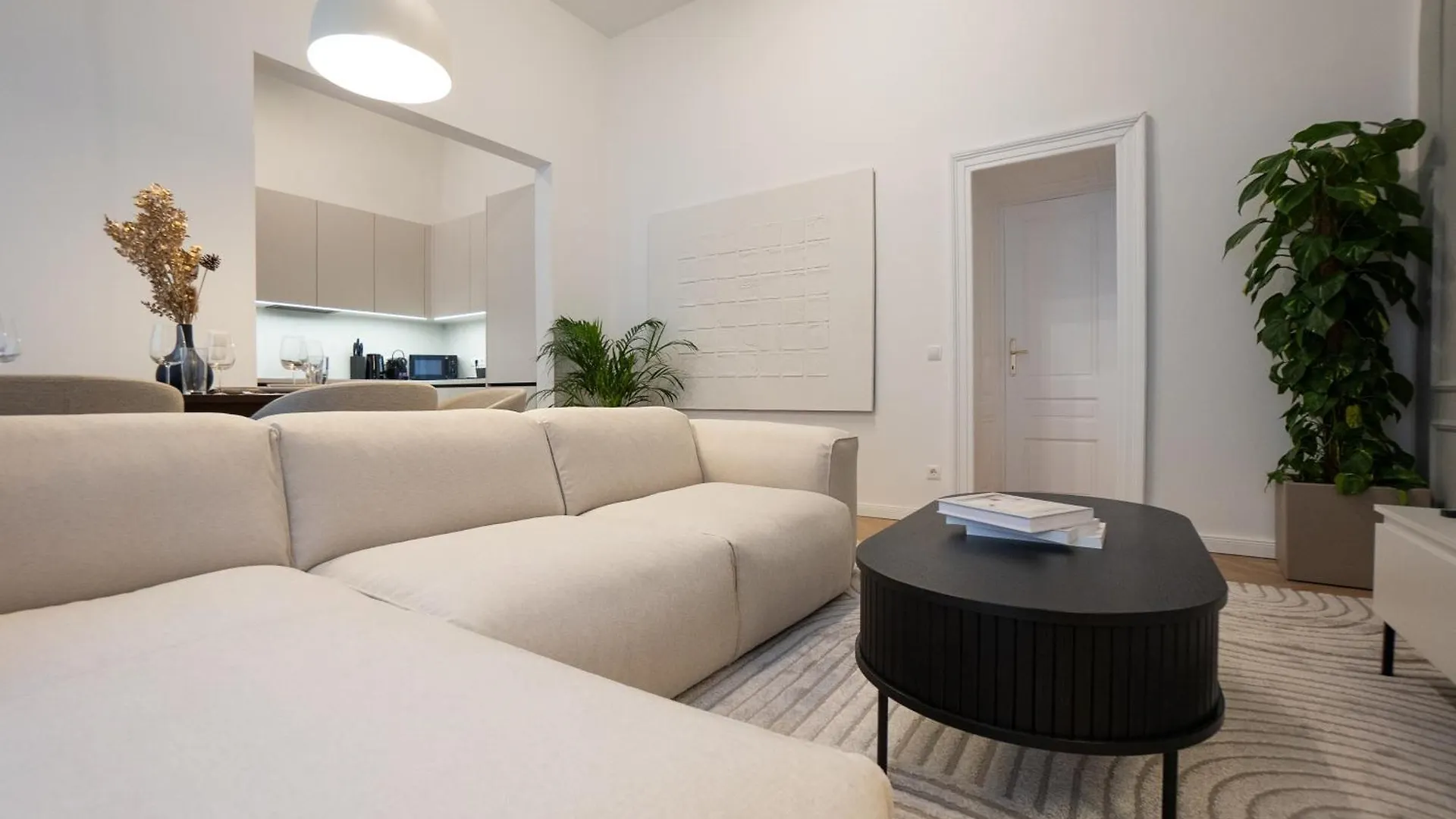 Stylish & Modern 90M2 Flat In Prime Location Apartment Vienna Austria