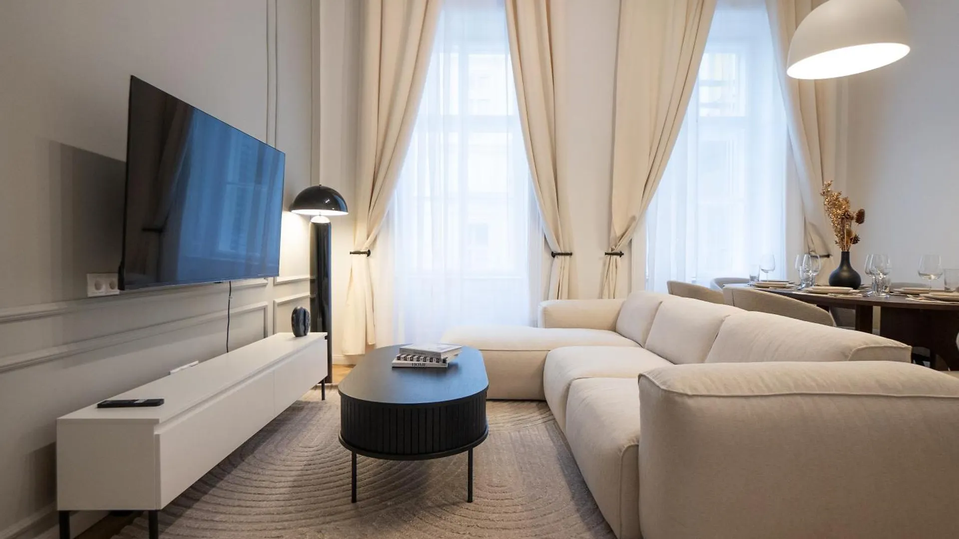 Stylish & Modern 90M2 Flat In Prime Location Apartment Vienna