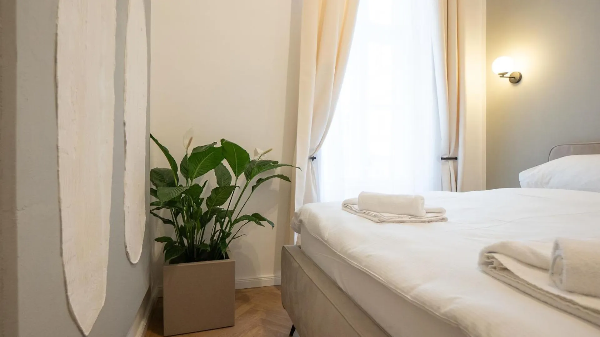 Stylish & Modern 90M2 Flat In Prime Location Apartment Vienna